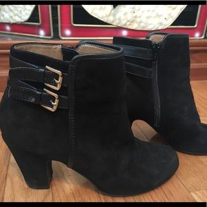 Women’s Sofft Black Suede Leather Boots 7.5